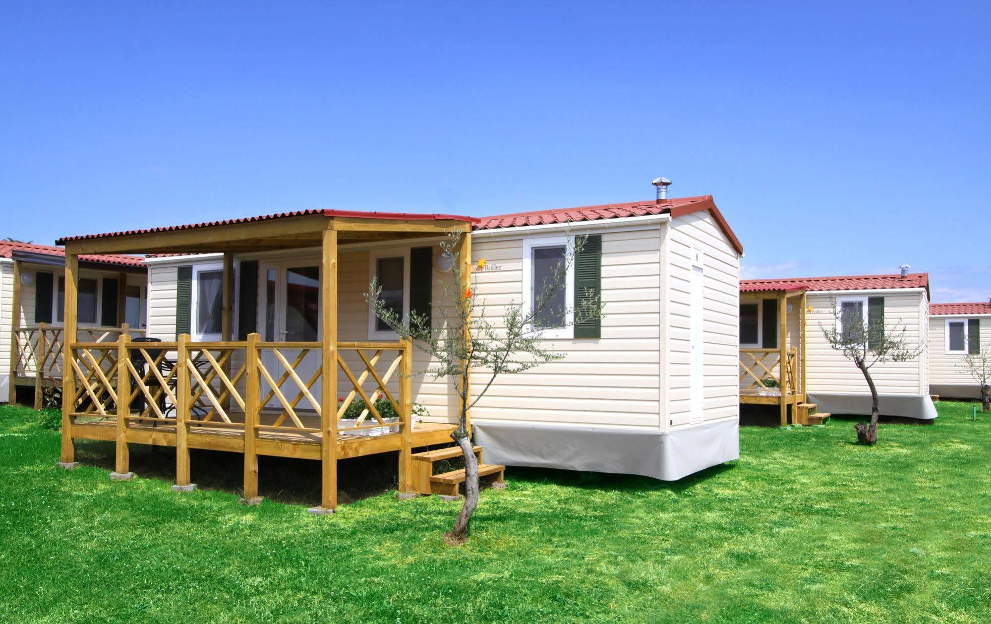 Aminess Sirena - Holiday Homes Classic Novigrad  Bagian luar foto
